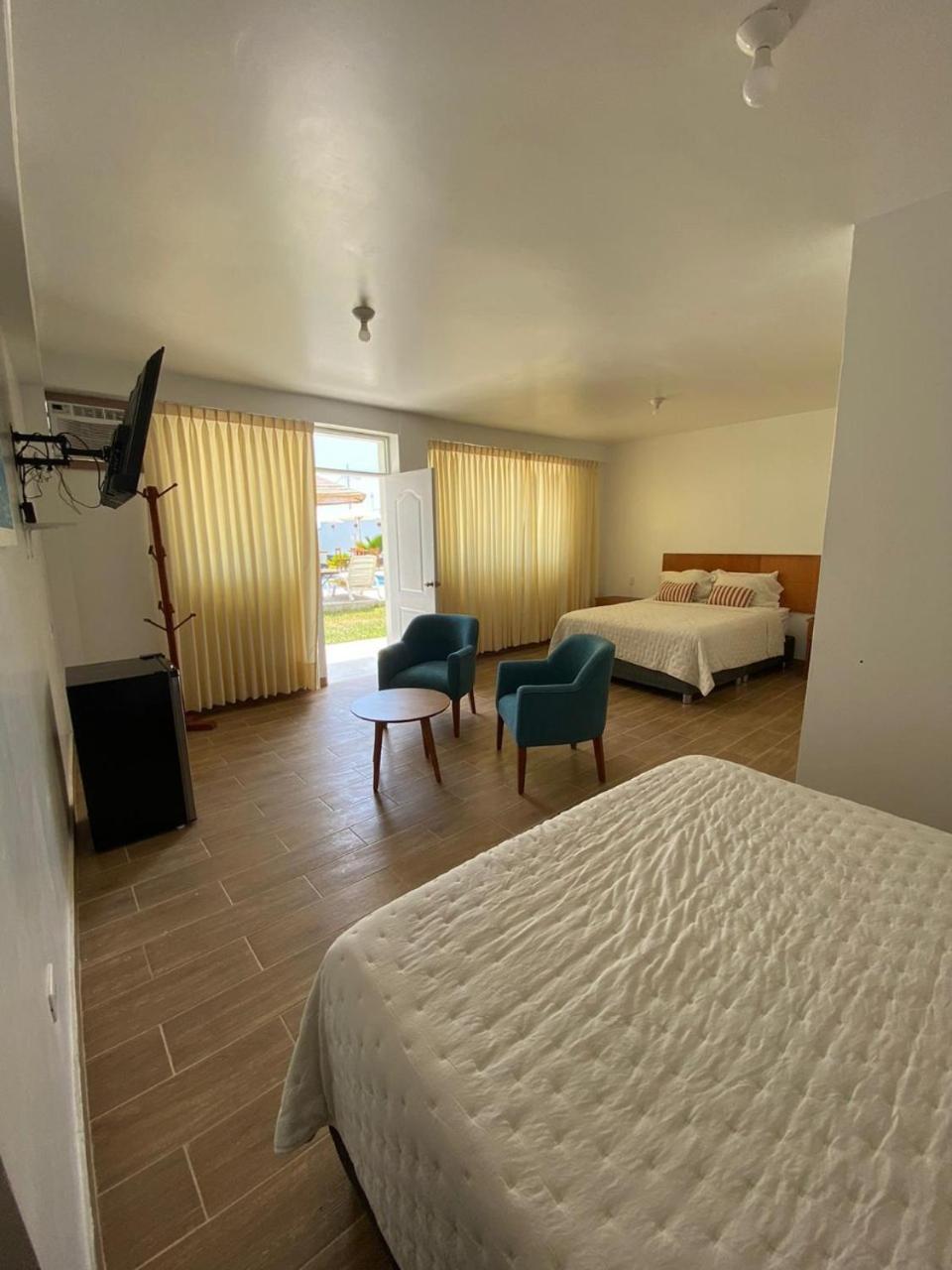 Prim Hotel Vichayito Kültér fotó