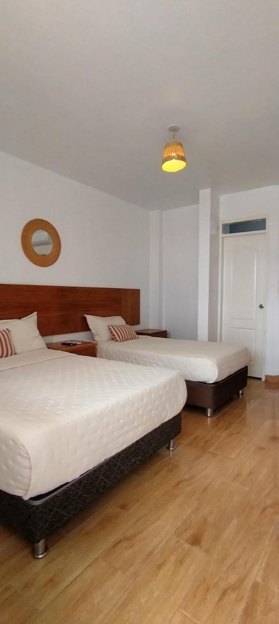 Prim Hotel Vichayito Kültér fotó