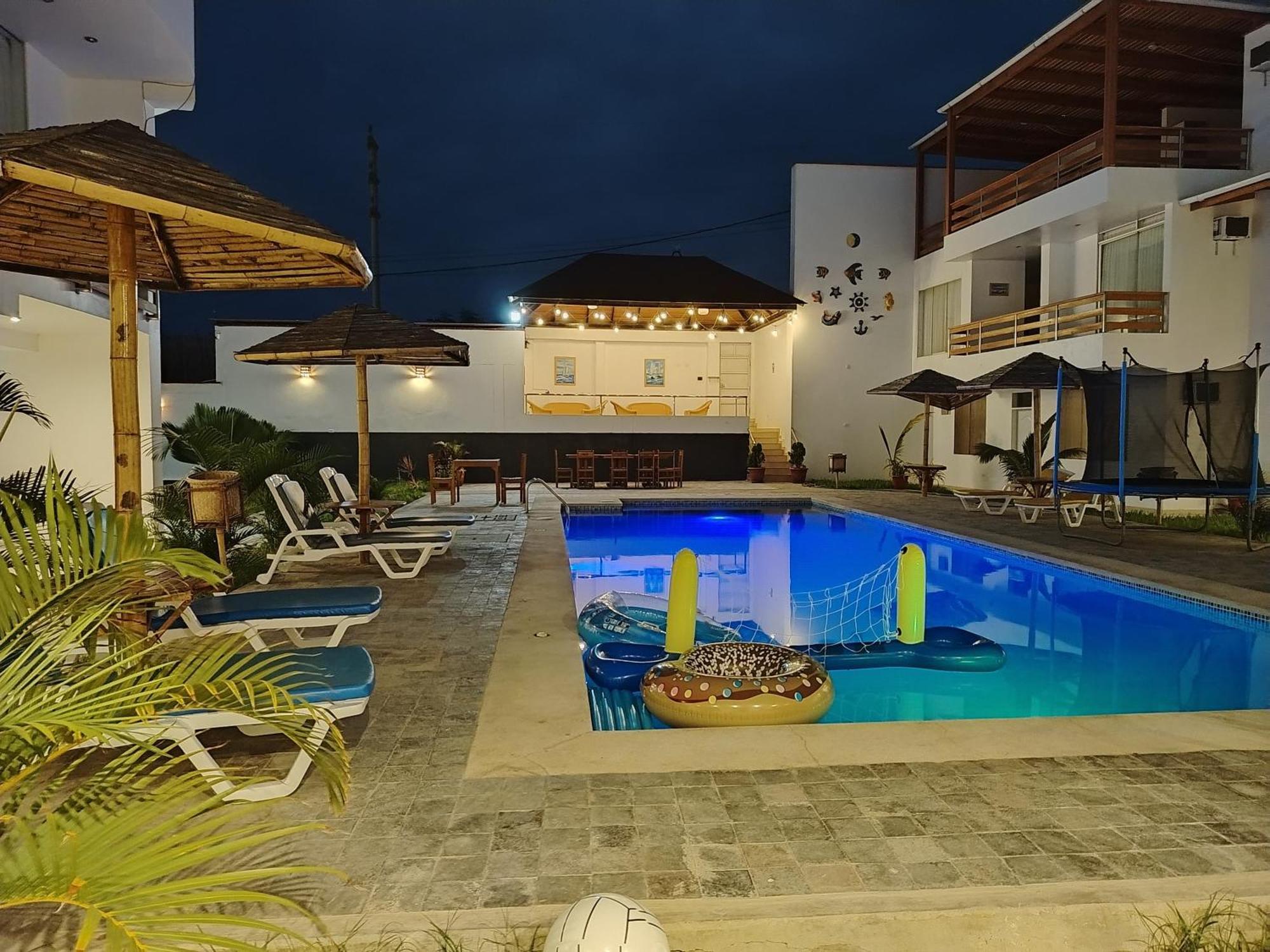 Prim Hotel Vichayito Kültér fotó