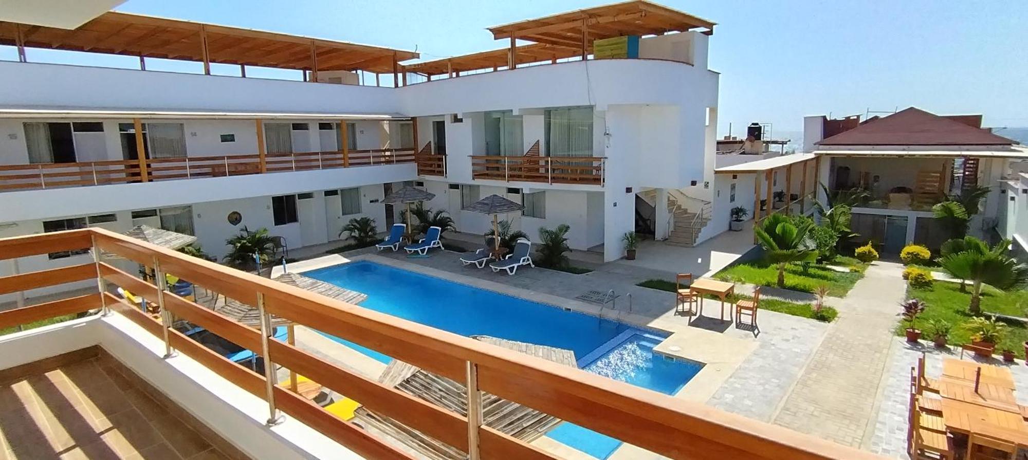 Prim Hotel Vichayito Kültér fotó